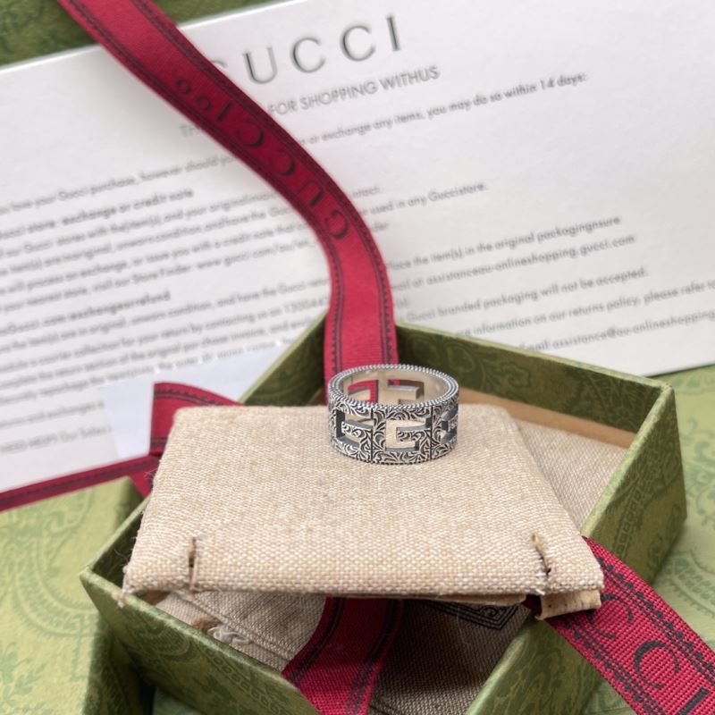 G*u*i rings